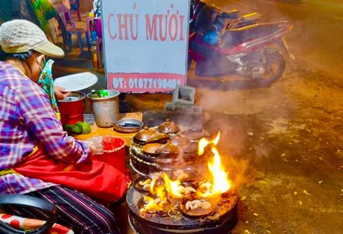 Phan thiet city food tour | best local dinner